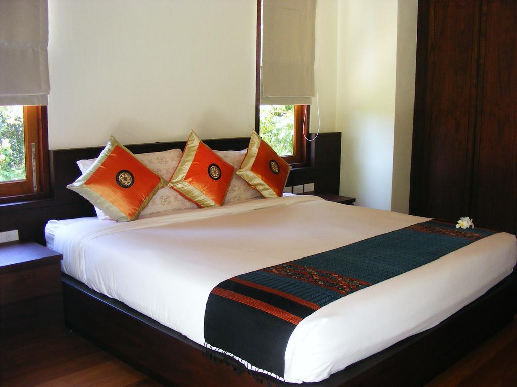 Baan Banyan Villa, Wood House Short Walk To Mae Nam Beach Extérieur photo